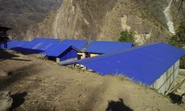 Jharlang school – Dachansicht | Foto: Roman Müller