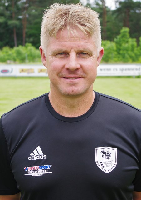 Cheftrainer Marco Roth