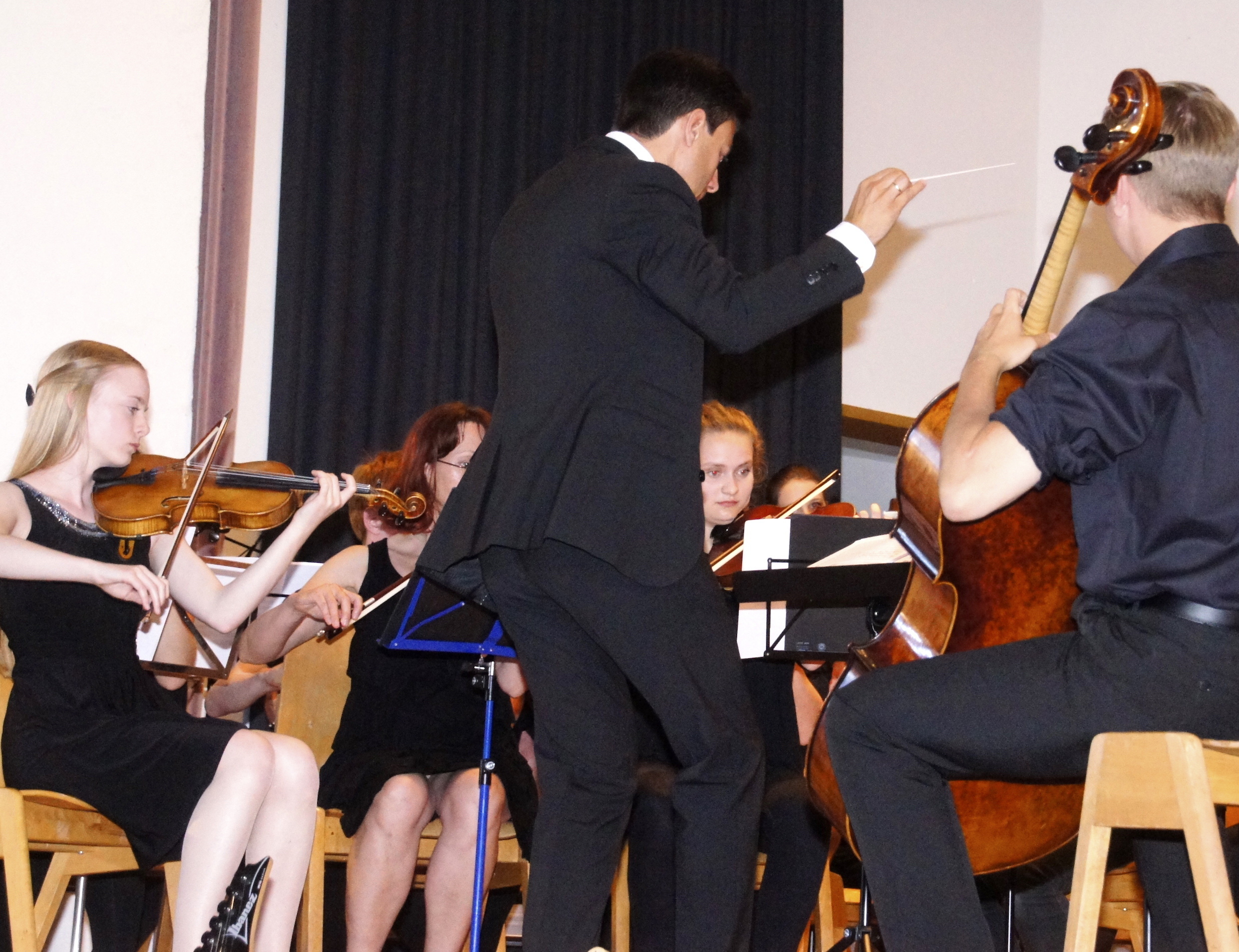 Das letzte Dirigat von Holger Blüder bei der churfränkischen Philharmonie.