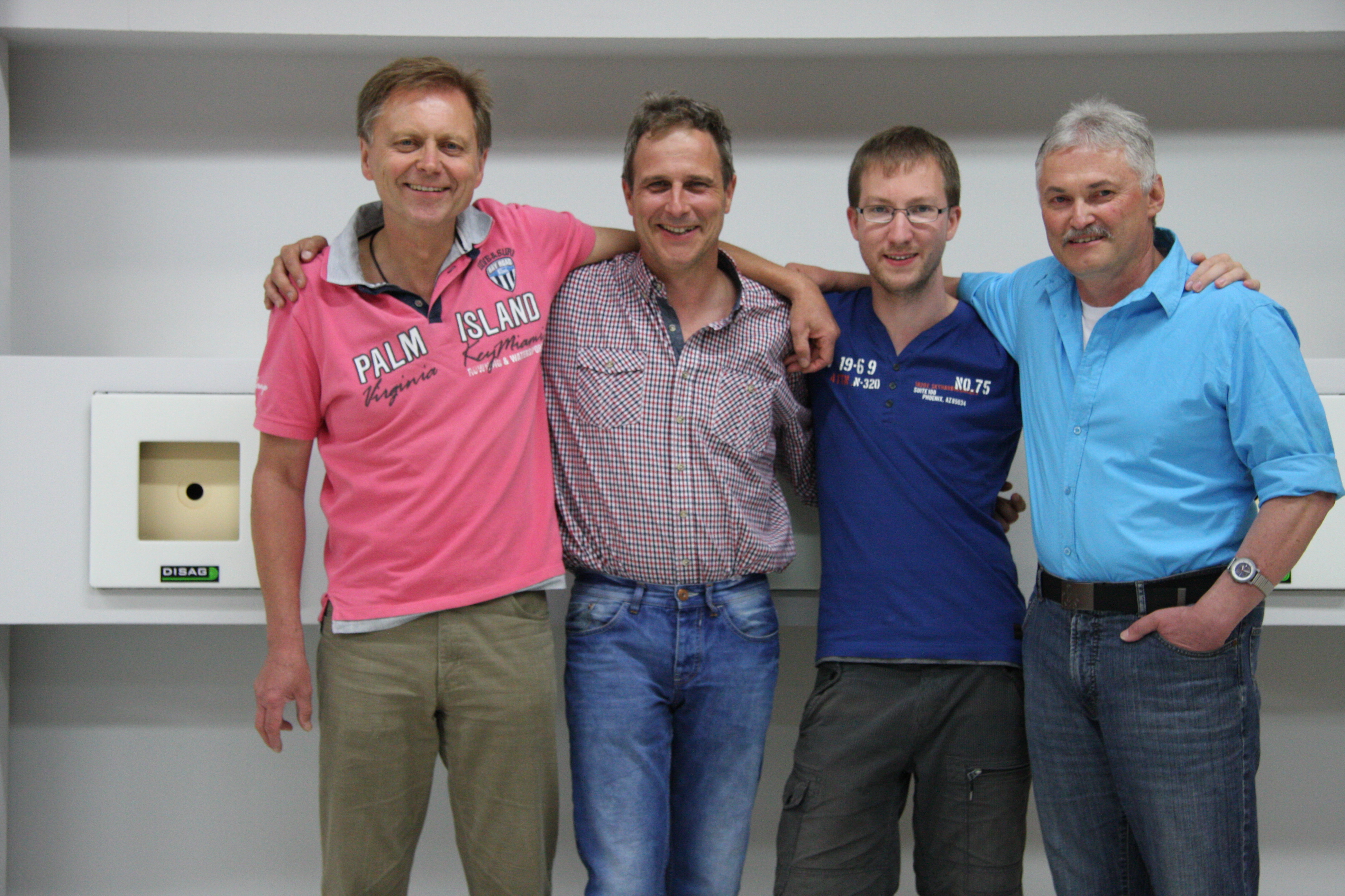1. Luftgewehrmannschaft von links nach rechts: Willi Korn, Jochen Lazarus, Christian Otterstedt und Urban Weis.