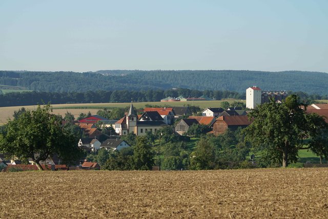 Blick auf den Heppdieler Altort.