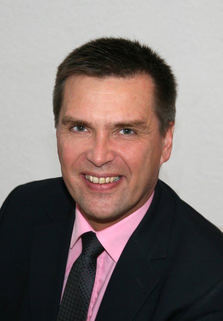 Bürgermeister Siegfried Scholtka, Mömlingen: „Wir sind sehr stolz, die erste Fair-Trade-Gemeinde des Landkreises Miltenberg zu sein. Zusammen mit regionalen Vereinen, Gewerbe, Schule und Kirche ist es uns gelungen, dem langjährigen und vorbildlichen Fair-Trade-Gedanken in der Gemeinde mit dieser Auszeichnung einen besonderen Stellenwert einzuräumen.“ | Foto: privat