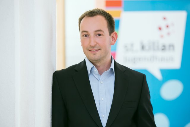 Lukas Hartmann, Hausleiter des Jugendhauses St. Kilian, Miltenberg: „Mit unseren Aktionen wie der fairen Mittags- und Kaffeepause möchten wir die Öffentlichkeit für das Thema fairer Handel sensibilisieren, sie darüber informieren und zum Handeln bewegen. Diese Pausen sind gute Möglichkeiten, auf die Qualität und Wertigkeit fair erzeugter Produkte hinzuweisen.“ | Foto: privat