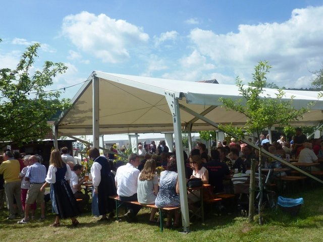 "Odenwälder Trachtenkapelle Wenschdorf-Monbrunn" beim Kapellenfest Monbrunn