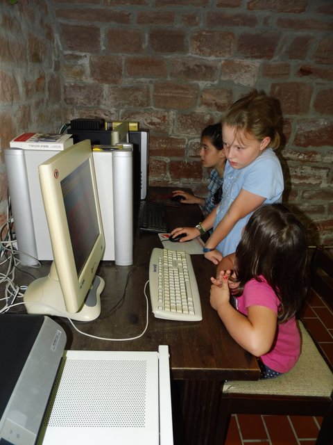 auch der PC bietet Spiele für unsere Jüngsten an