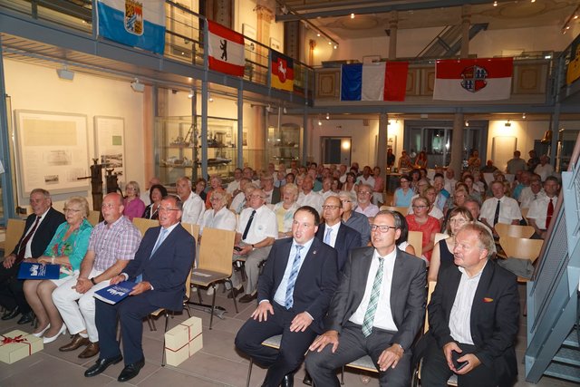 Das Wörther Schifffahrts- und Schiffbaumuseum besteht seit einem Vierteljahrhundert.  Mehr als hundert geladene Gäste waren beim würdevollen Festakt am vergangenen Samstagabend zugegen.