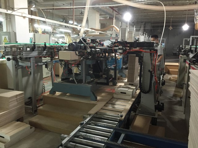 Die Produktion von Hape in Beilun