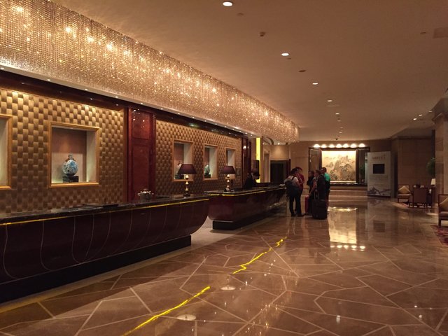 die Rezeption des Shangri-La in Ningbo