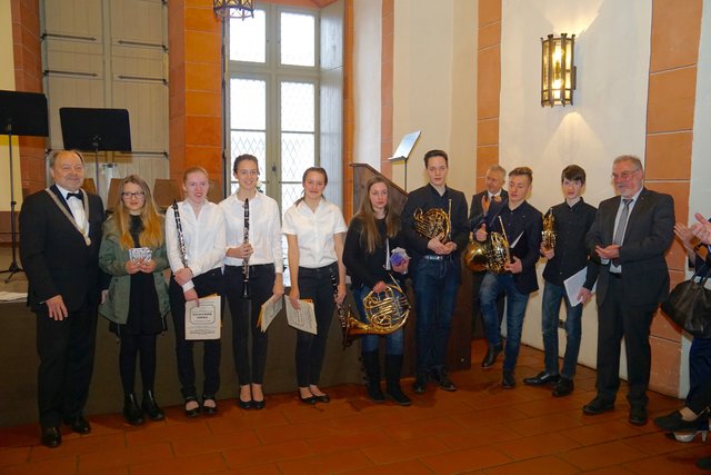 Gut besucht war der Neujahrsempfang der Stadt Miltenberg am vergangenen Sonntag. Für besondere kulturelle Leistungen auf musikalischem Gebiet wurden junge Mitglieder der Stadtkapelle Miltenberg geehrt.