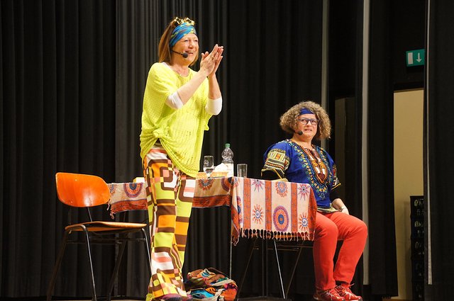 Ha, ha, ha, jetzt geb ich's dir!