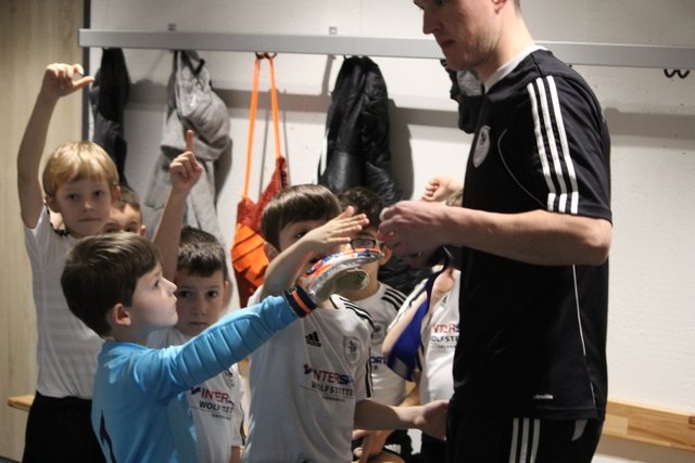 Wer ist Kapitän im nächsten Spiel? Diese Frage ist für die jungen Spieler immer wichtiger als das Ergebnis