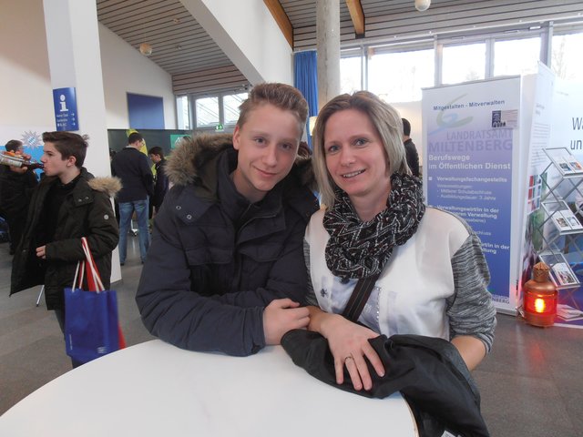 Lucas aus Weilbach interessiert sich für eine Ausbildung zum Industriemechaniker.