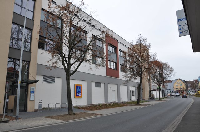 Im Bahnhof Nord über Aldi.