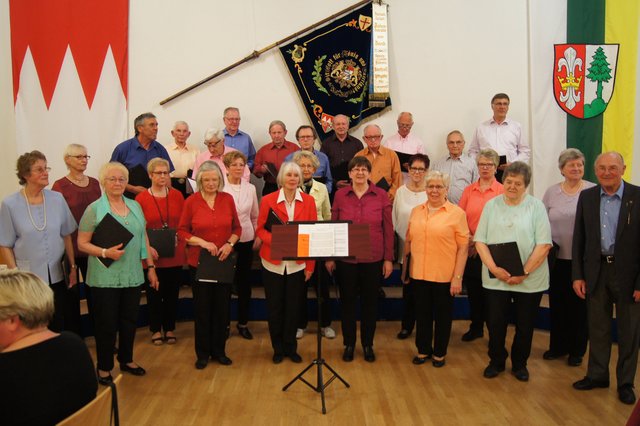 Chorvereinigung Großheubach, Gemischter Chor, unter der Leitung von Adolf Wagner.