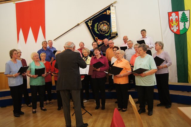 Chorvereinigung Großheubach, Gemischter Chor, unter der Leitung von Adolf Wagner.