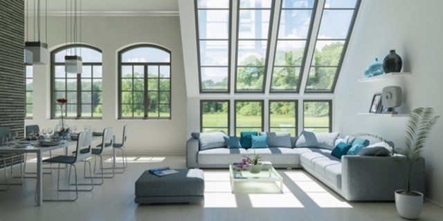 Ein Dachgeschossausbau muss nicht beengt wirken. Große Dachfenster schaffen ein Gefühl von Weite. | Foto: fotolia.com