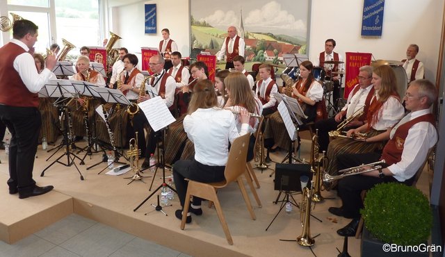 Musikkapelle Richelbach beim Musikalischen Maienabend 2017 in Wenschdorf