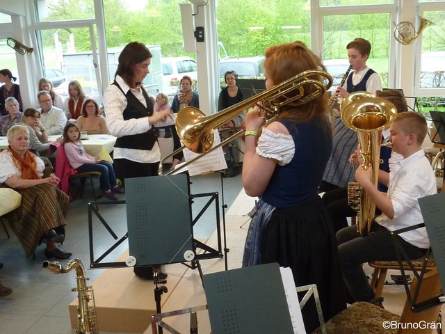 Jugendkapelle Wenschdorf-Monbrunn beim Musikalischen Maienabend 2017