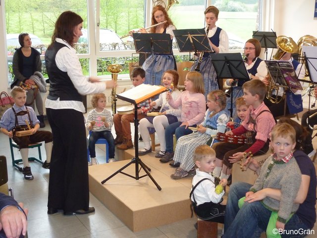 Jugendkapelle Wenschdorf-Monbrunn beim Musikalischen Maienabend 2017