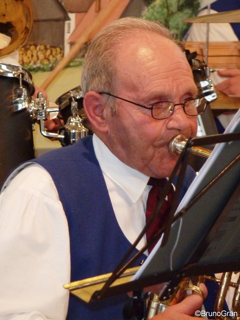 Odenwälder Trachtenkapelle Wenschdorf-Monbrunn beim Musikalischen Maienabend 2017