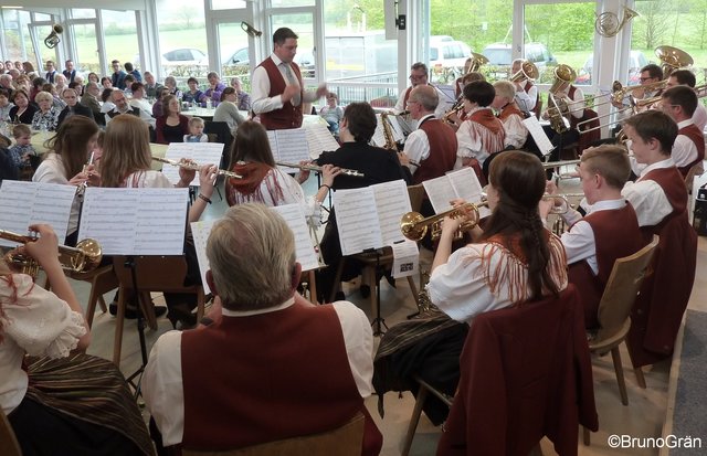 Musikkapelle Richelbach beim Musikalischen Maienabend 2017 in Wenschdorf