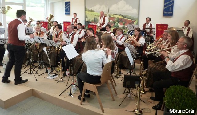 Musikkapelle Richelbach beim Musikalischen Maienabend 2017 in Wenschdorf
