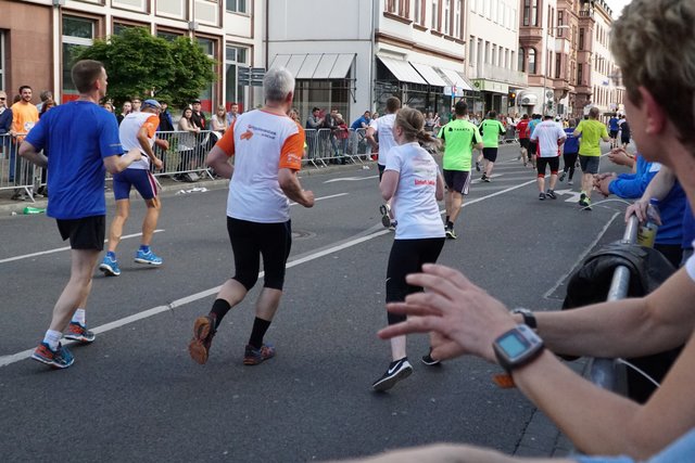 ...und schon ist Lisa Losert wieder auf der Strecke. Zischhhhhhhhh!