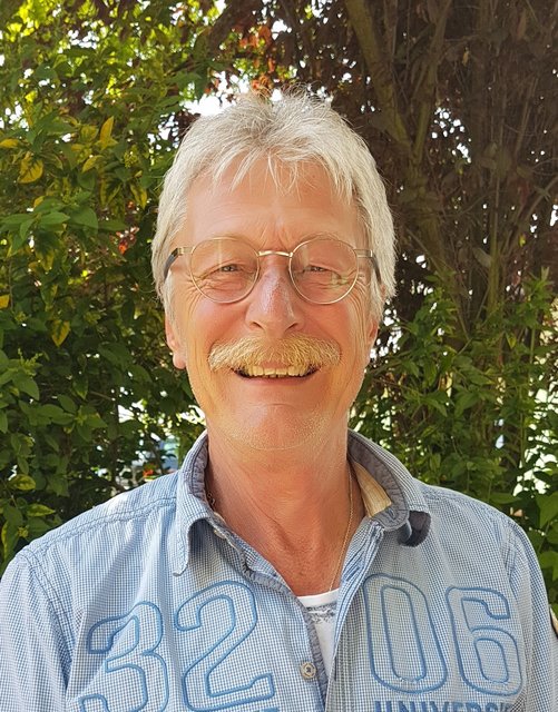 Rektor Ekkehard Seit: „Unser Problem ist die Mittelschule. Drei Kollegen sind zum kommenden Schuljahr wegen Pensionierung ausgeschieden, einen adäquaten Ersatz bekommen wir wohl nicht. Erschwerend kommt die Situation der mobilen Reserven hinzu, die uns momentan gänzlich fehlen.“ | Foto: privat