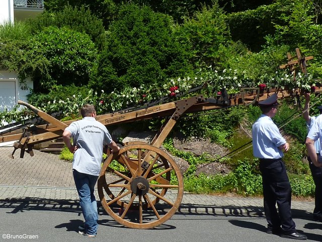 Jubiläumsfestzug der Freiwilligen Feuerwehr Weckbach
