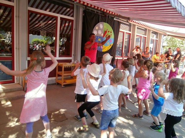 Zumba für die Kleinen....