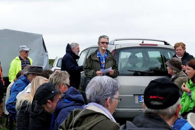 Erster Brudermeister Theo Pfeifer begrüßt die Wallfahrer