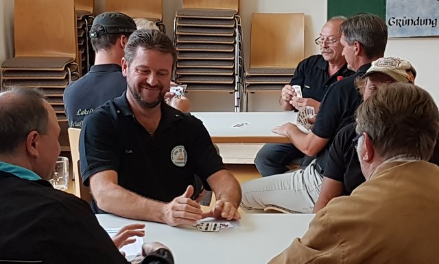 Viel Spaß hatten alle Teilnehmer beim Preisschafkopf 2017