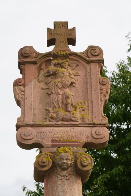 Bildstock mit dem heiligen Michael in Bürgstadt auf der Erfbrücke