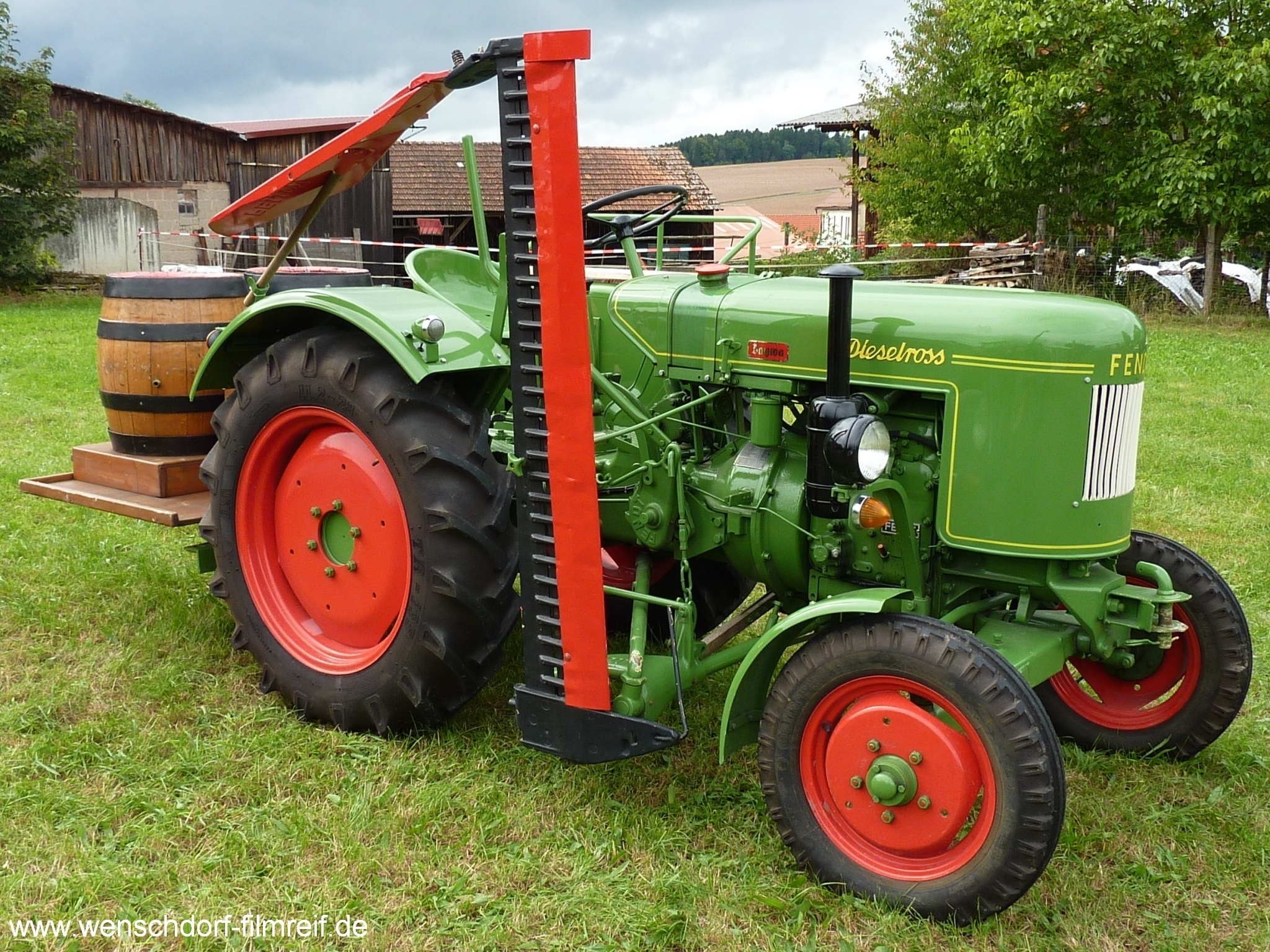 Fendt Dieselross der Aktienbrauerei Kaufbeuren beim Bulldog-Kino in Wenschdorf am 9. September 2017