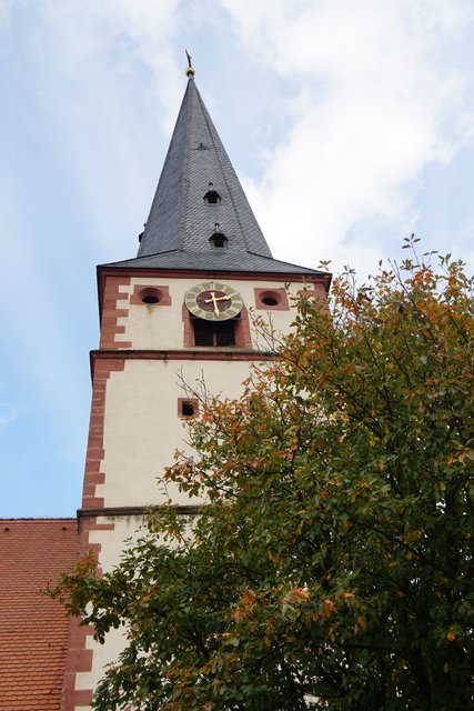 Turm der alten Pfarrkirche St. Margareta in Bürgstadt