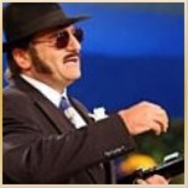 Bernd Händel in seiner Paraderolle "Sylvester Capone"
