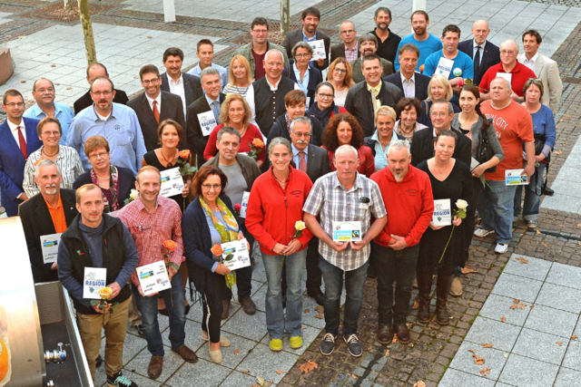 Das Landratsamt zeichnete im September Firmen und Initiativen aus. | Foto: Foto: Landratsamt Miltenberg