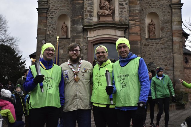 Friedenslichtlauf 2017 von Mainaschaff nach Trennfurt