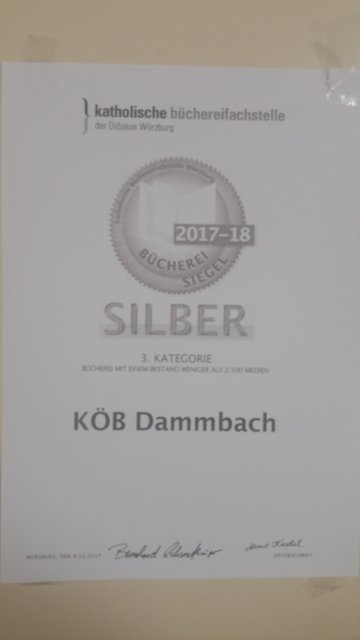 Urkunde: BüchereiSiegel in Silber - Auszeichnung der Katholischen Büchereifachstelle Würzburg