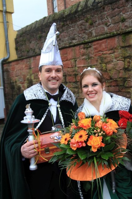 Sie regieren die Frösche in der närrischen Saison 2018: das Prinzenpaar Julia I. und Carsten I. | Foto: CGW