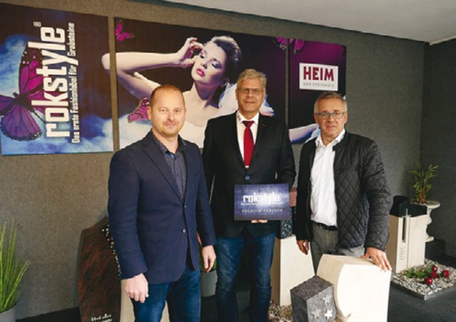 Bei der Eröffnung waren u.a. Rokstyle-Gründer Alexander Hanel und Georg Vetter, Prokurist bei der Destag Natursteinwerk GmbH, mit dabei.