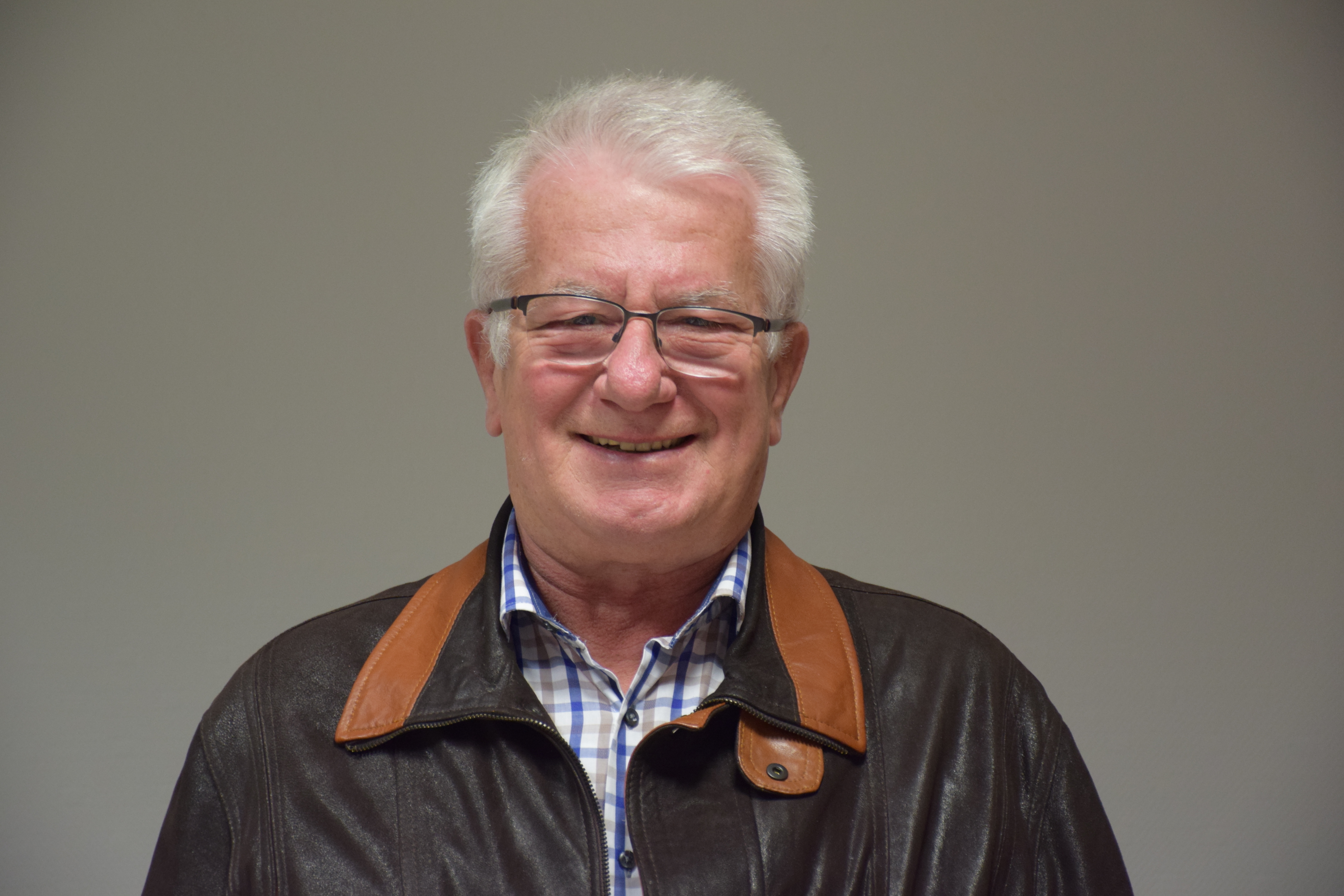 Stadtrat Herbert Kaup kümmert sich um Leider.