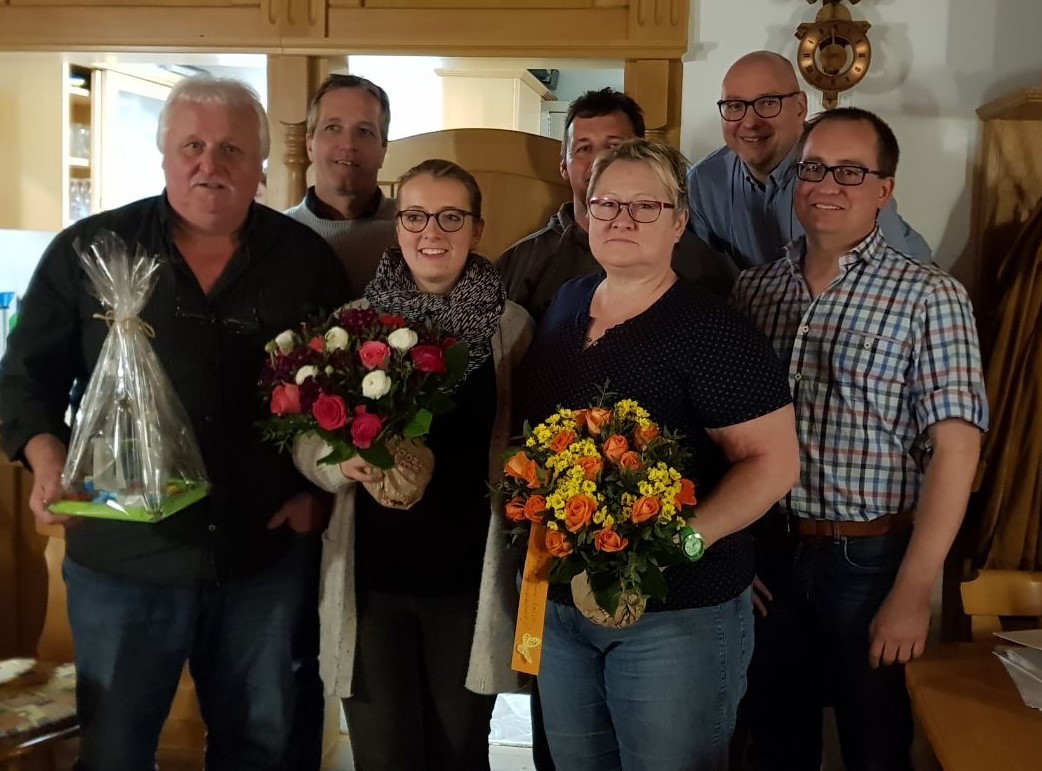 Verabschiedet wurden: Egon Breitkreuz, Thomas Stier, Lisa Hener (für ihre Mutter Sabine), Cordula Maidhof