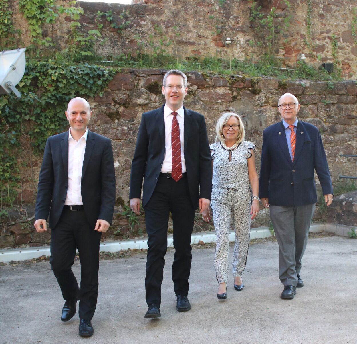 Der Vorstand für die nächsten 2 Jahre - von links nach recht: Gino Carrieri, Jens Haßelbeck, Renate Binsack, Rainer Markens