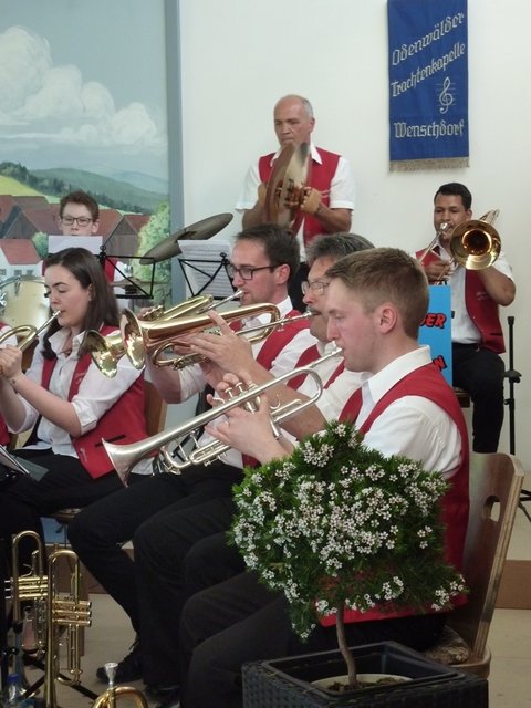 Schneeberger Musikanten unter der Leitung von Berthold Blatz