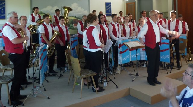Schneeberger Musikanten unter der Leitung von Berthold Blatz