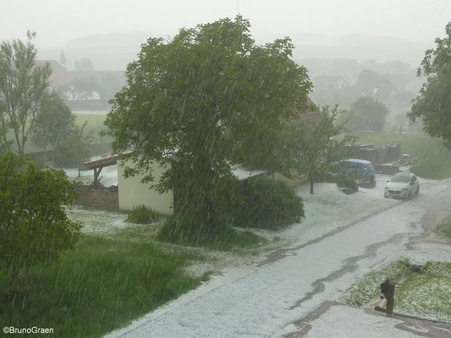 Hagel und Starkregen in Wenschdorf