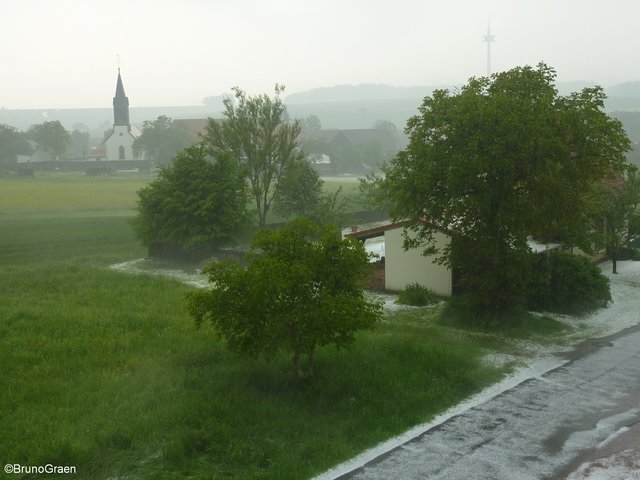 Hagel und Starkregen in Wenschdorf