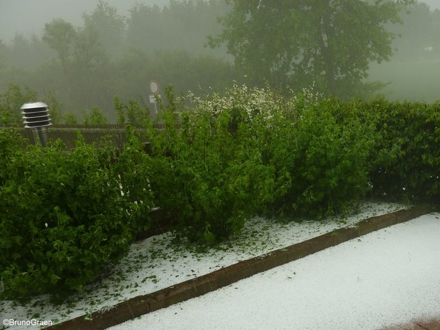 Hagel und Starkregen in Wenschdorf