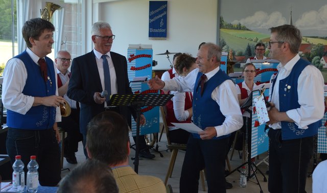 Ehrung von Anton Hock für 70 Jahre aktives Musizieren